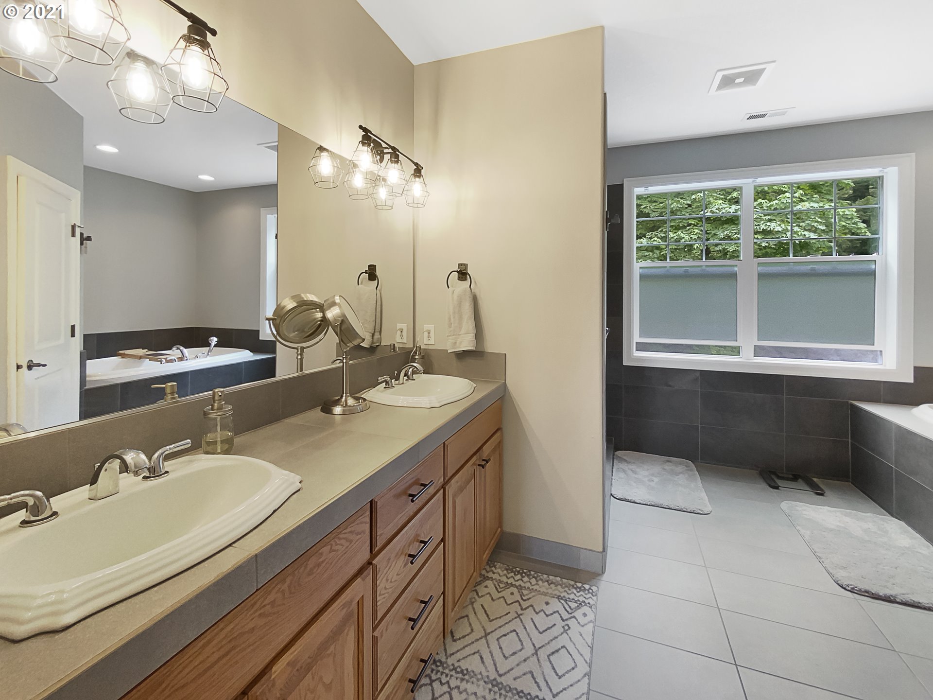 7903 Northeast Quarry Road La Center, WA 98629 - Photo 21 of 32