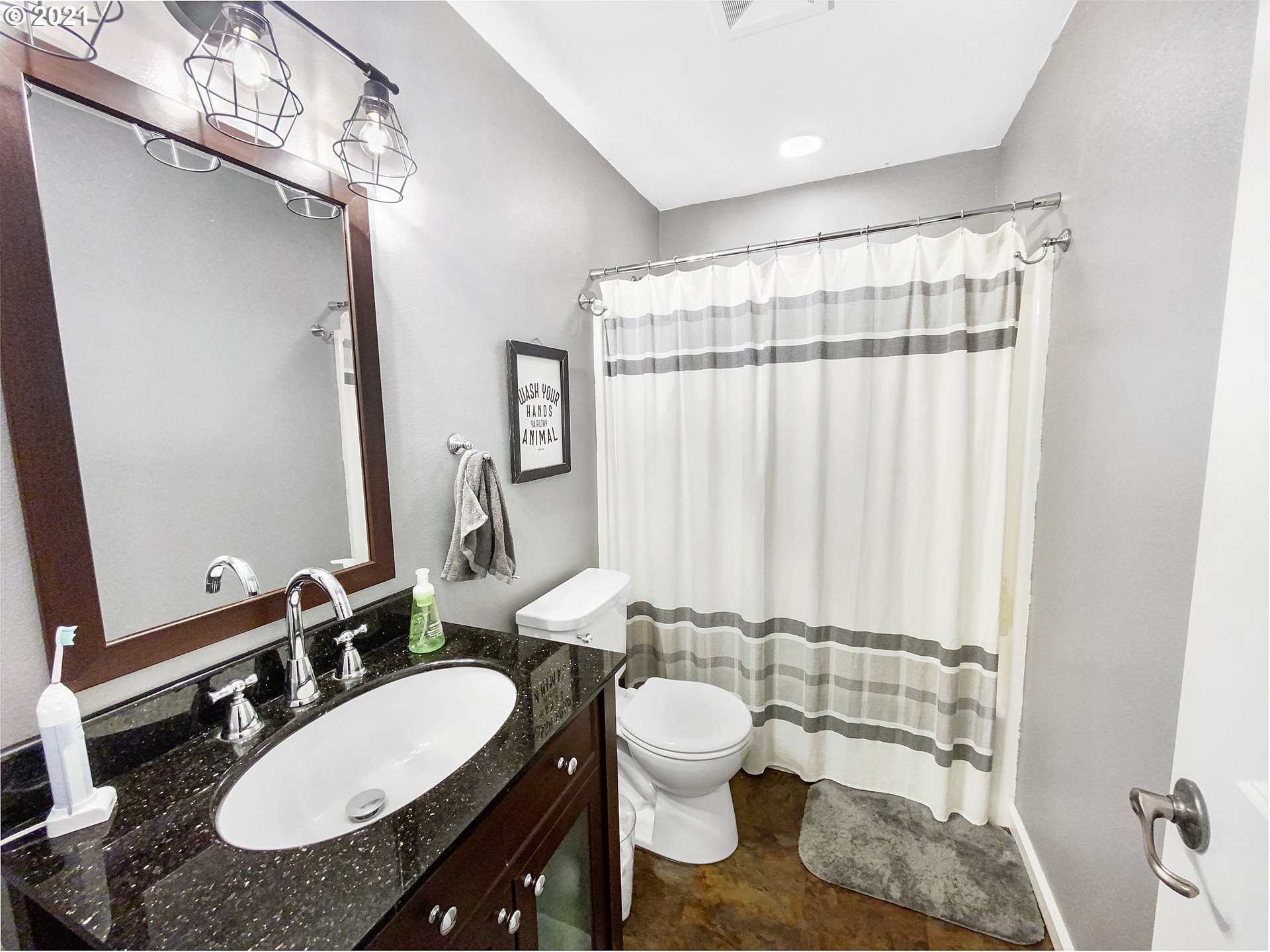 7903 Northeast Quarry Road La Center, WA 98629 - Photo 27 of 32