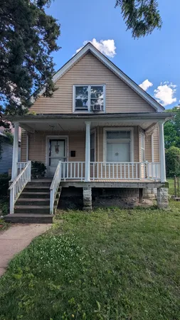 $150,000 | 327 East 136th Place, Chicago, IL 60827