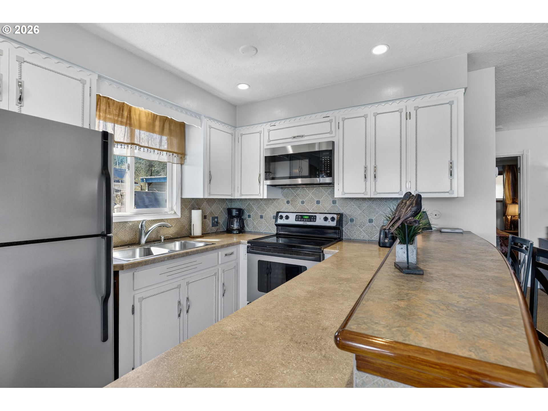 24800 Northwest St Helens Road, Unit L10 Portland, OR 97231 - Photo 11 of 29