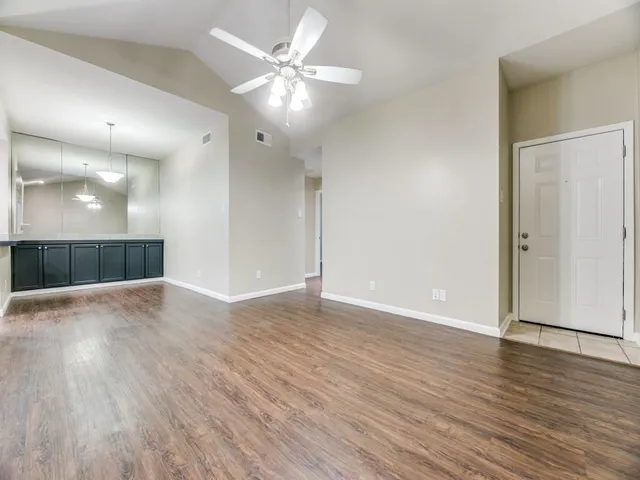 $1,800 | 8601 Park Lane, Unit 221, Dallas, TX 75231