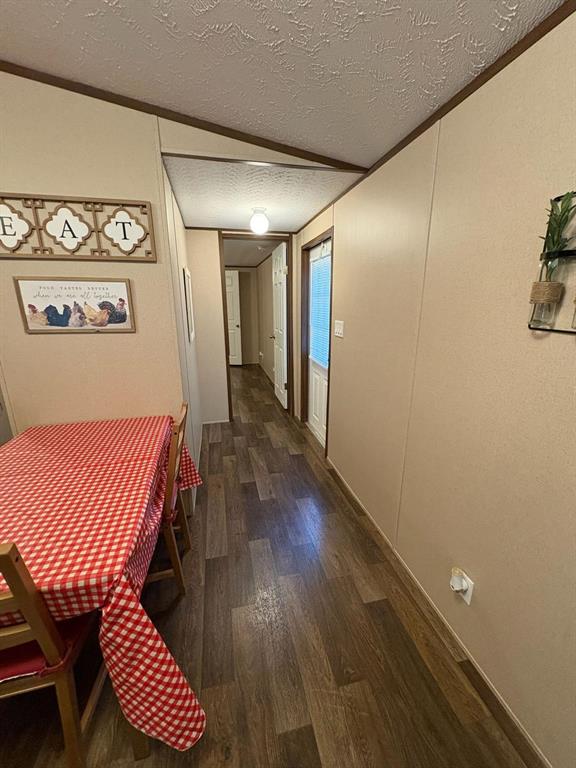 11093 Alta Vista Road Fort Worth, TX 76244 - Photo 2 of 10 a hallway with sitting area