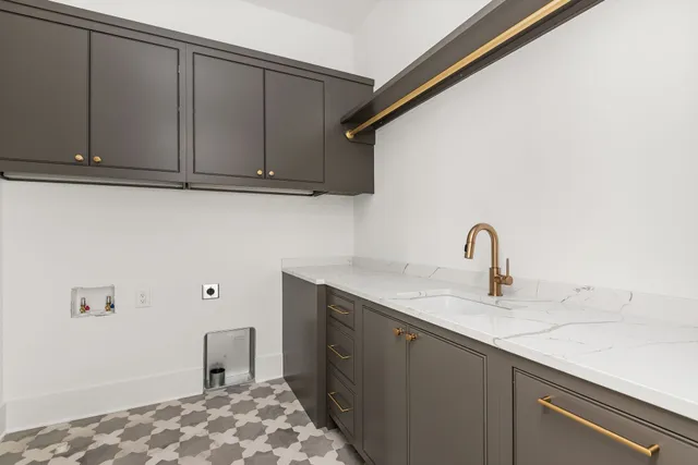 $1,199,999 | 6306 B Henry Ford Drive, Nashville, TN 37209