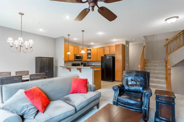 $295,000 | 3611 Hazel Trail, Unit G, Woodbury, MN 55129