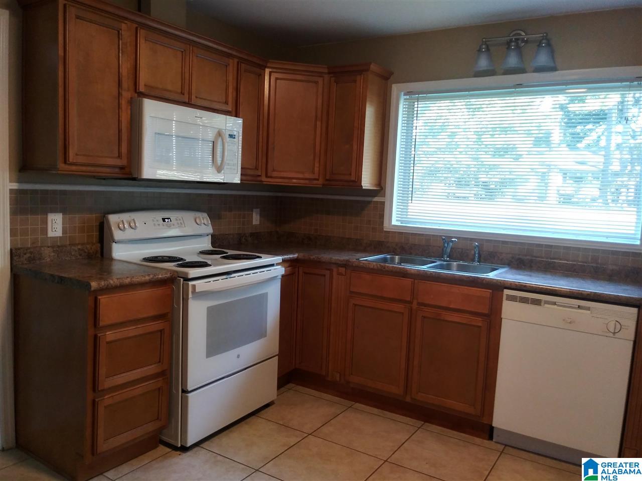 801 Martinwood Road Birmingham, AL 35235 - Photo 15 of 28