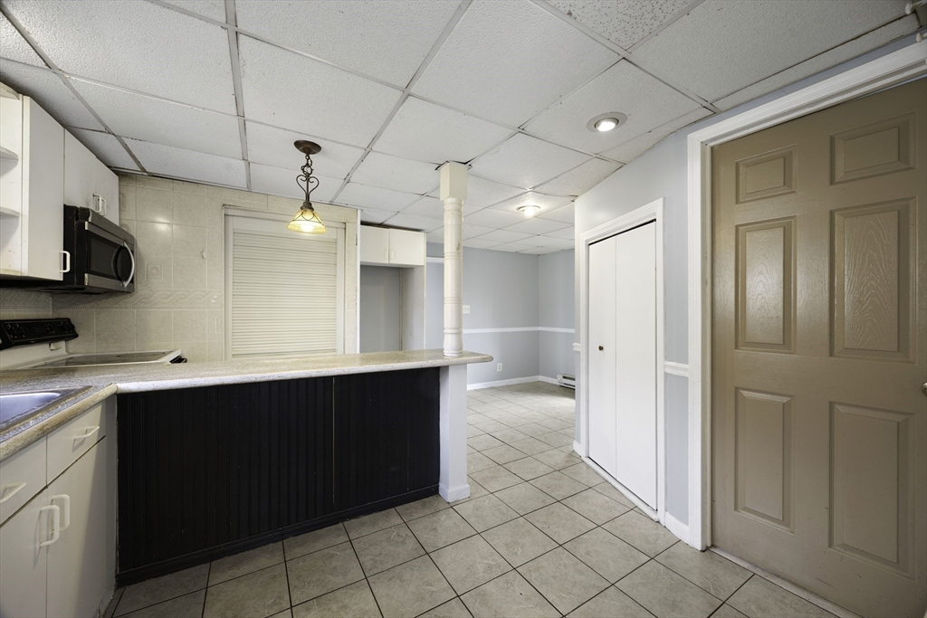 28 Maple Street Chicopee, MA 01020 - Photo 12 of 36