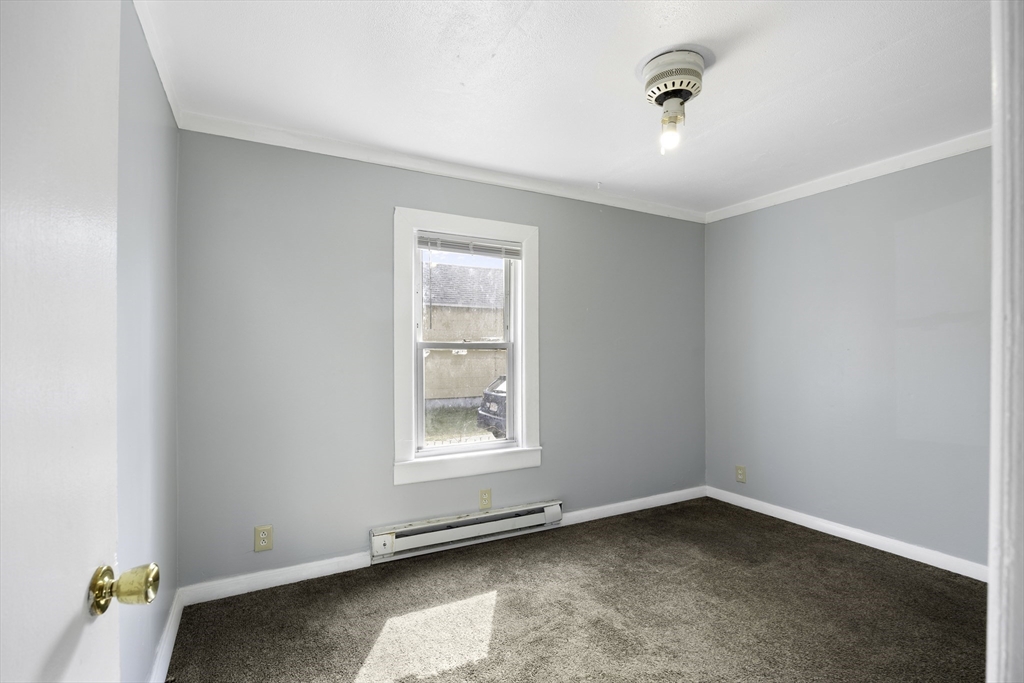 28 Maple Street Chicopee, MA 01020 - Photo 15 of 36