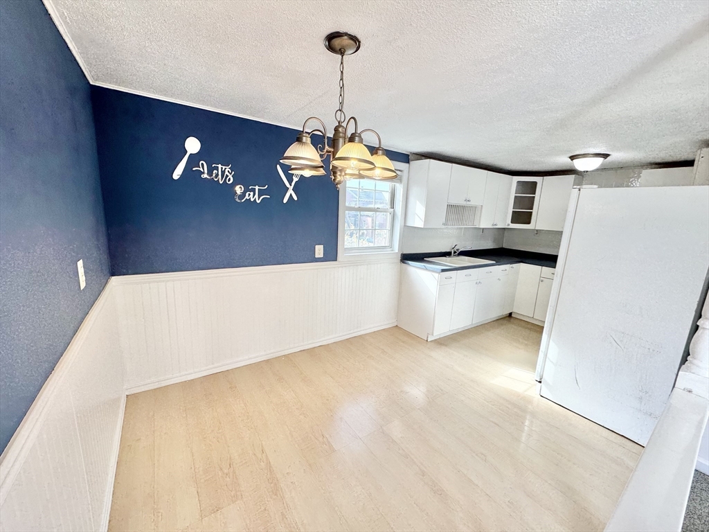 28 Maple Street Chicopee, MA 01020 - Photo 24 of 36