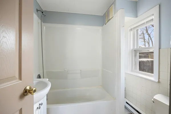 $349,900 | 28 Maple Street, Chicopee, MA 01020