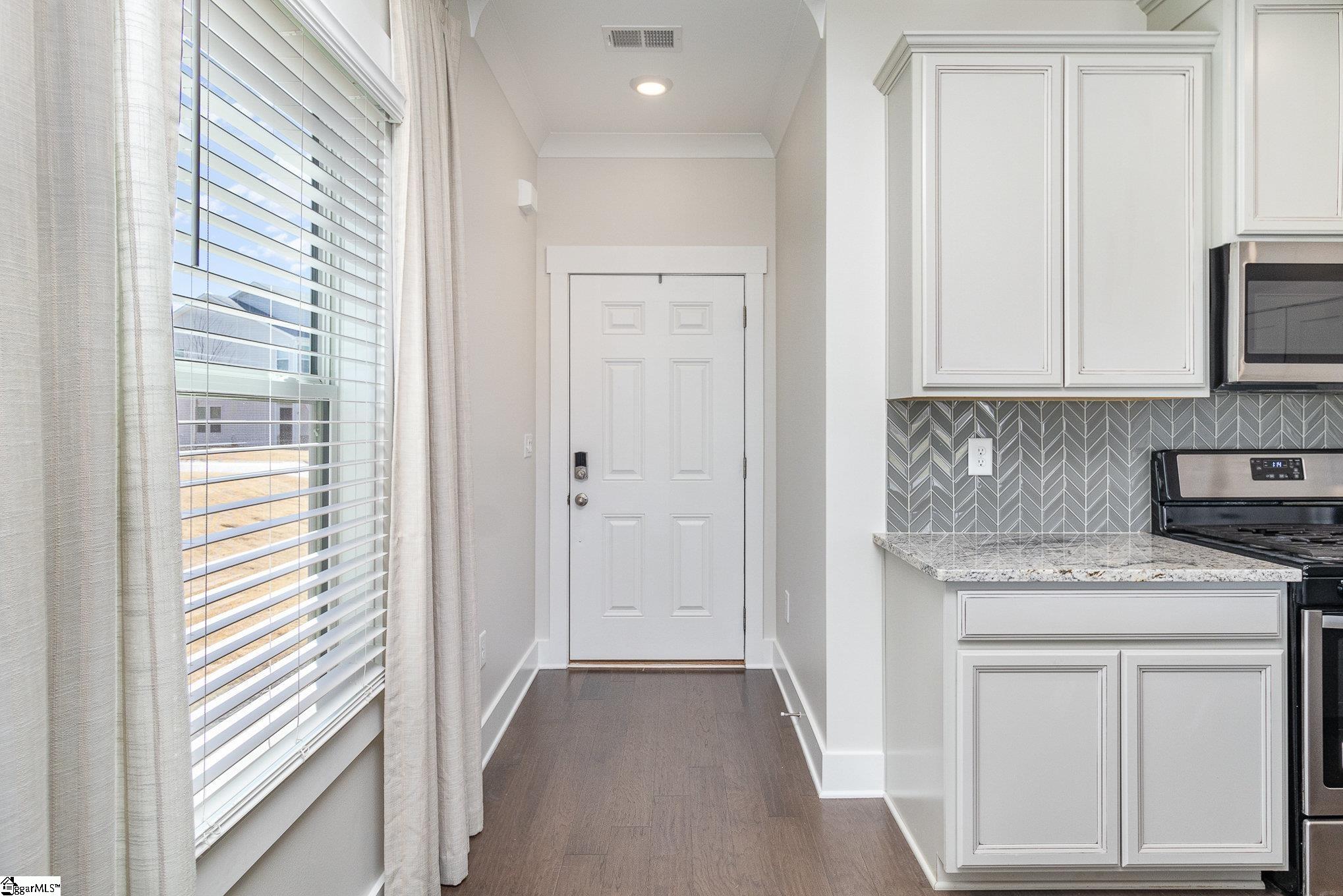 100 Outback Drive Greer, SC 29650 - Photo 5 of 25 Welcome home!
