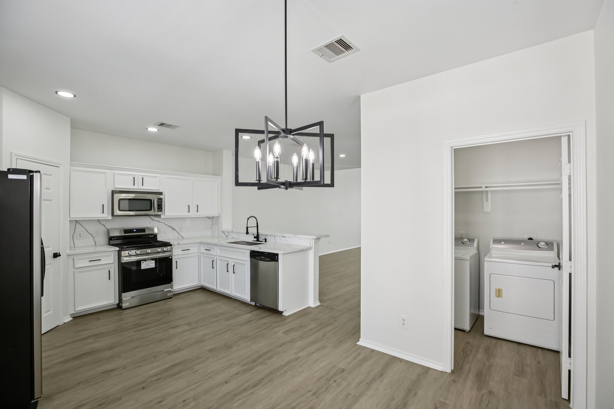 1705 Stuart Street Houston, TX 77004 - Photo 12 of 29