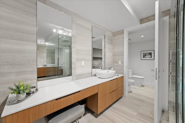 $4,925,000 | 4701 Meridian Avenue, Unit 217, Miami Beach, FL 33140