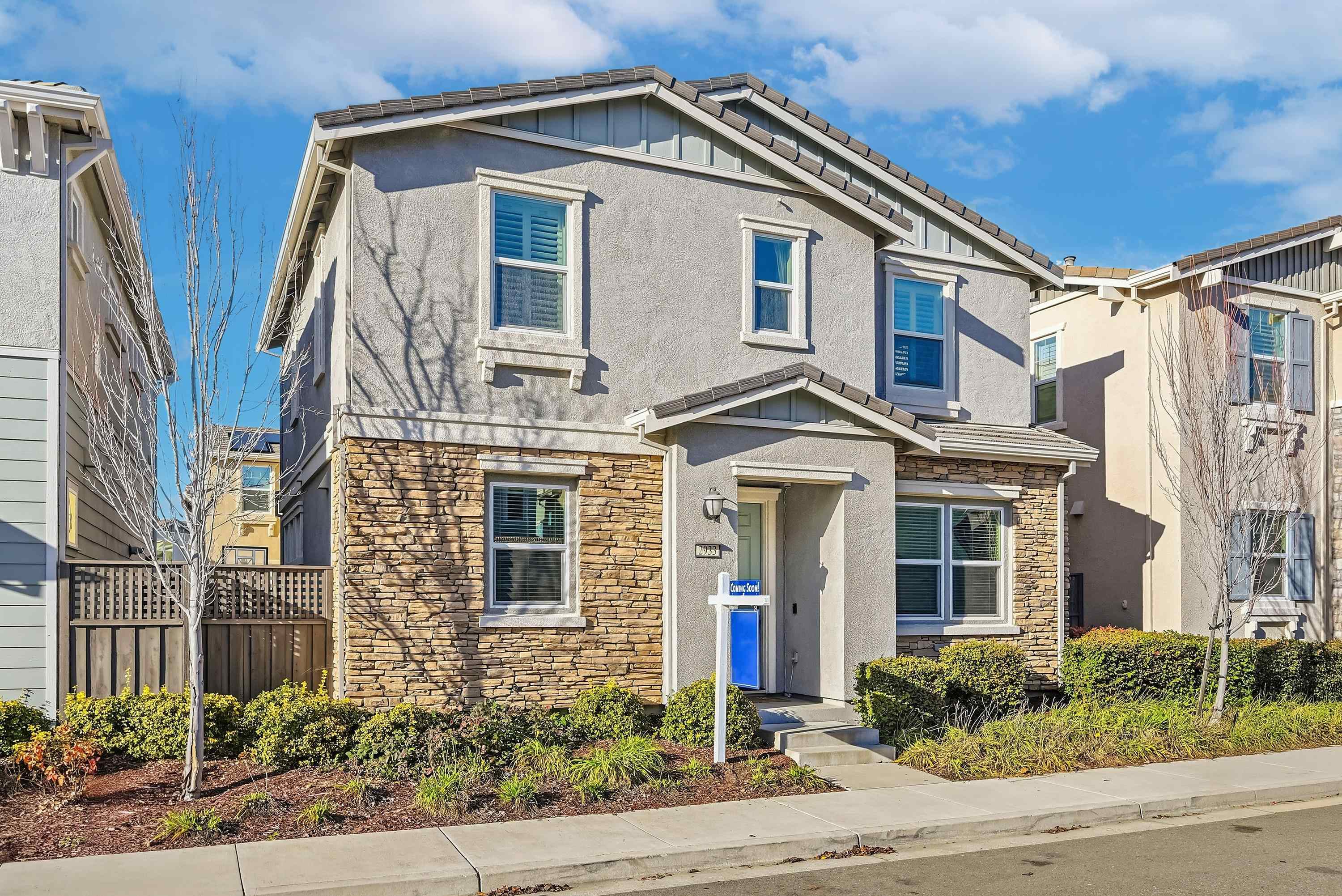 2933 Stringham Way Dublin, CA 94568 - Photo 3 of 38