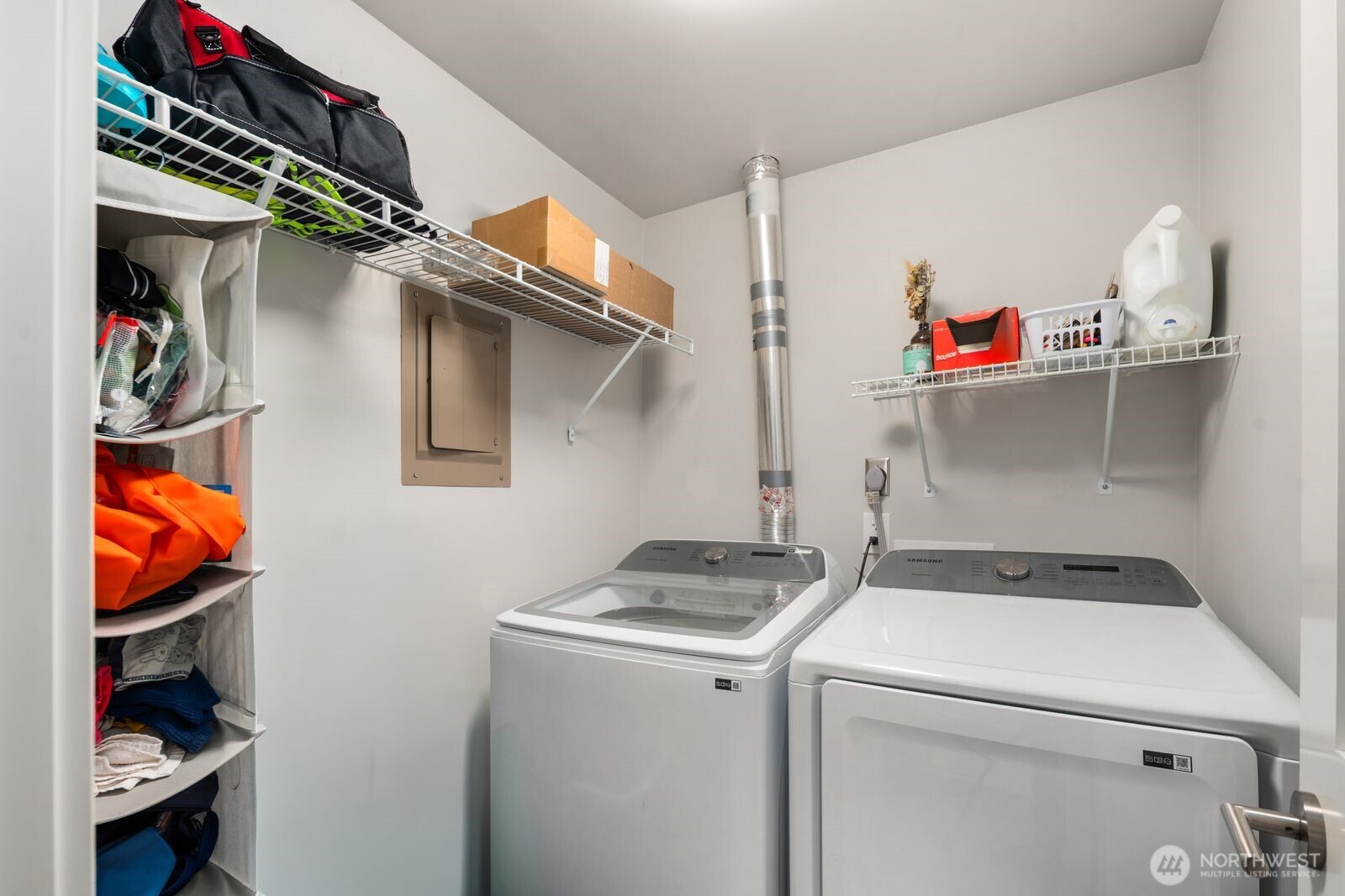 1729 18th Avenue, Unit 201 Seattle, WA 98122 - Photo 17 of 31 a utility room with dryer and washer