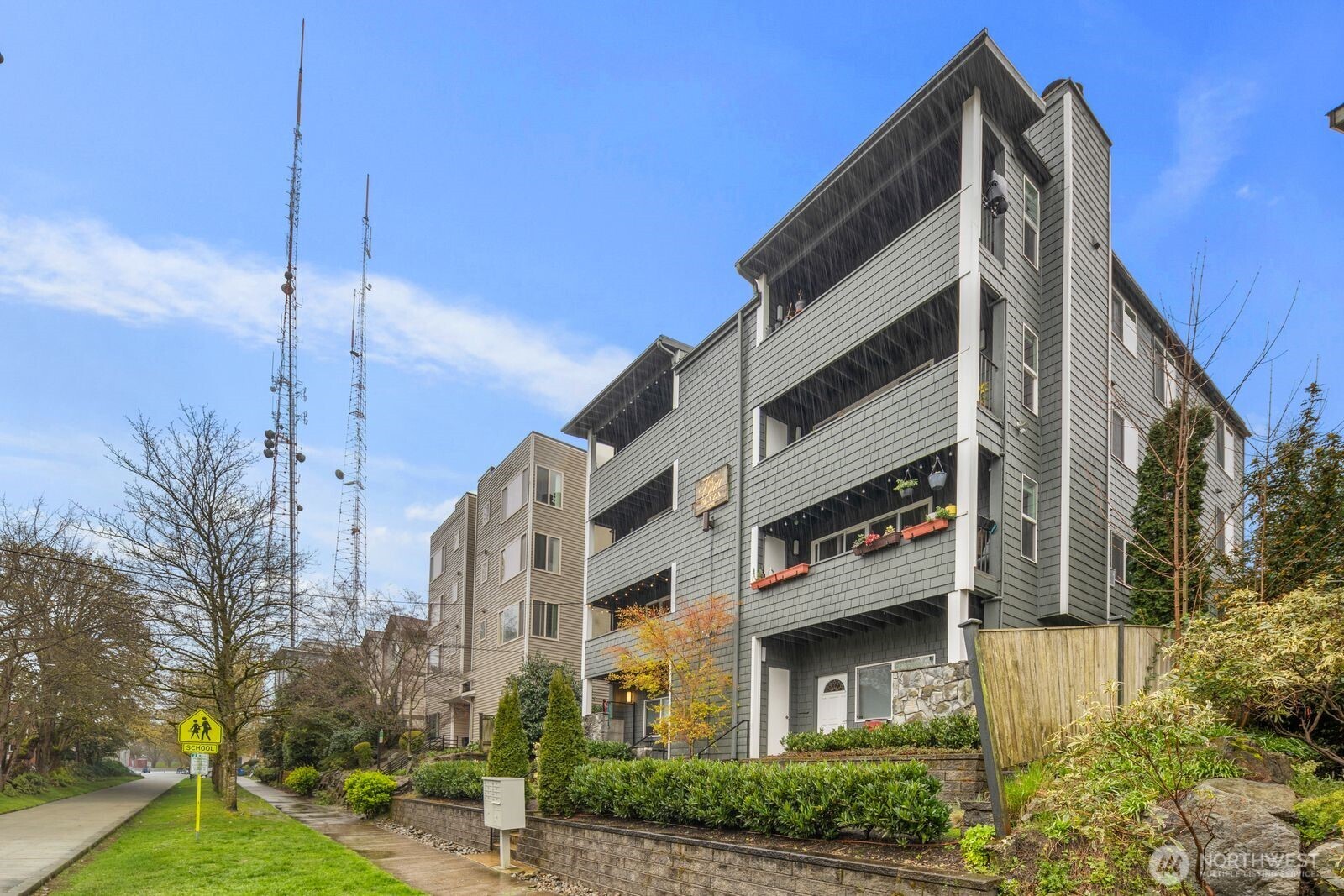 1729 18th Avenue, Unit 201 Seattle, WA 98122 - Photo 3 of 31 a front view of a building