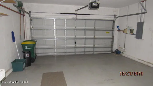 $2,600 | 4281 Caparosa Circle, Melbourne, FL 32940