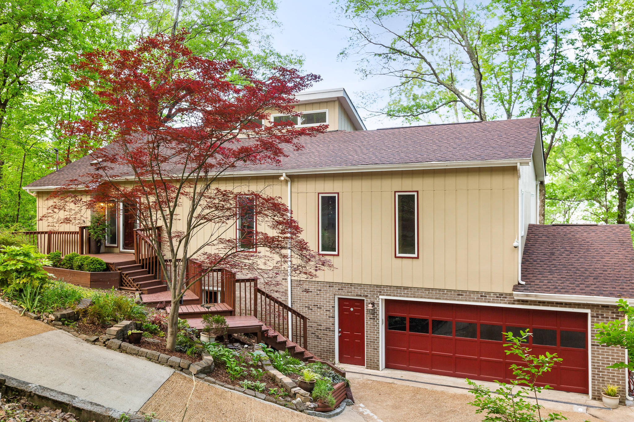 333 South Crest Road Chattanooga, TN 37404 - Photo 1 of 51 S Crest-7