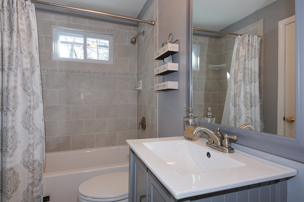 5 Foster Road Burlington, MA 01803 - Photo 20 of 30 Gallery Image 20