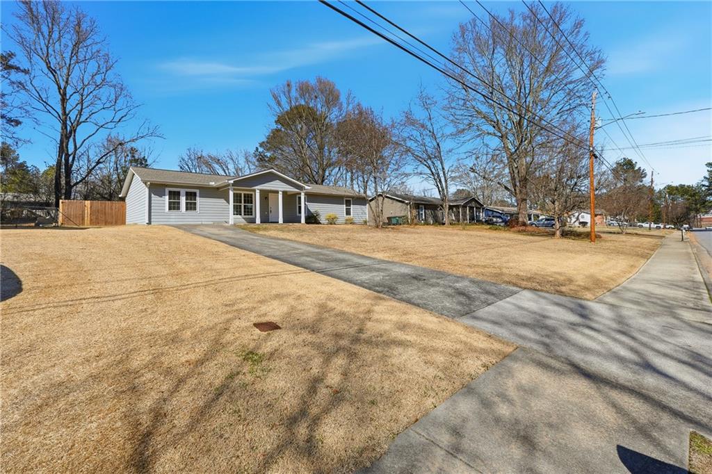 2535 Ridgecrest Drive Northwest Kennesaw, GA 30152 - Photo 3 of 25