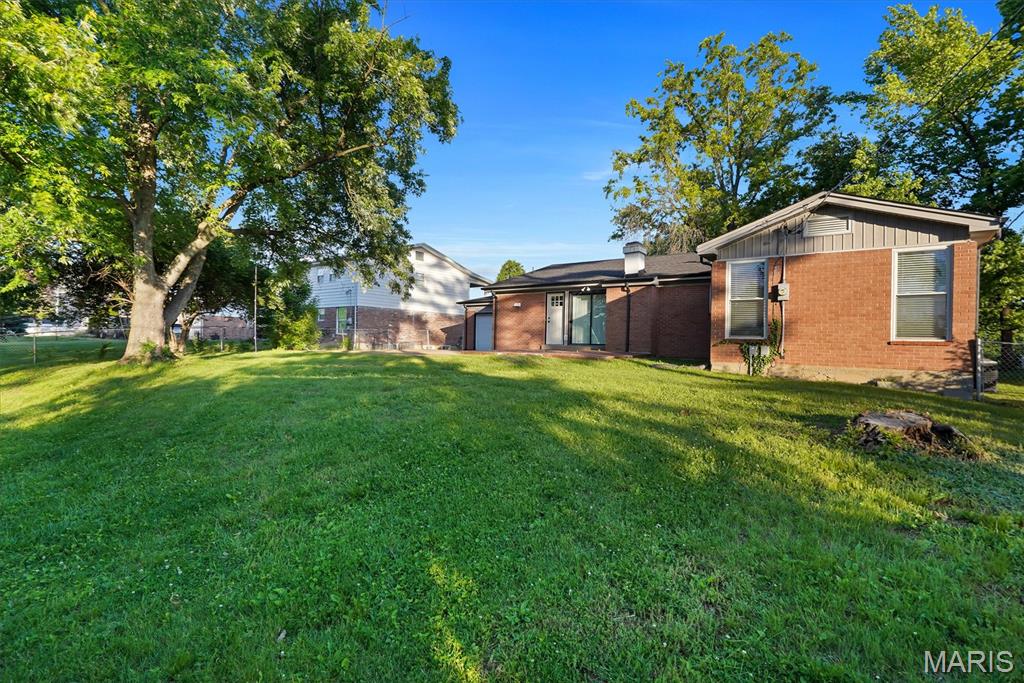 15583 Clayton Road Ballwin, MO 63011 - Photo 25 of 29