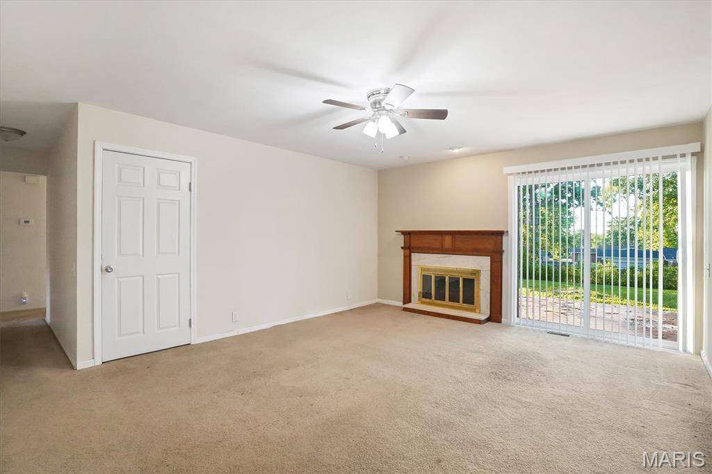 15583 Clayton Road Ballwin, MO 63011 - Photo 6 of 29