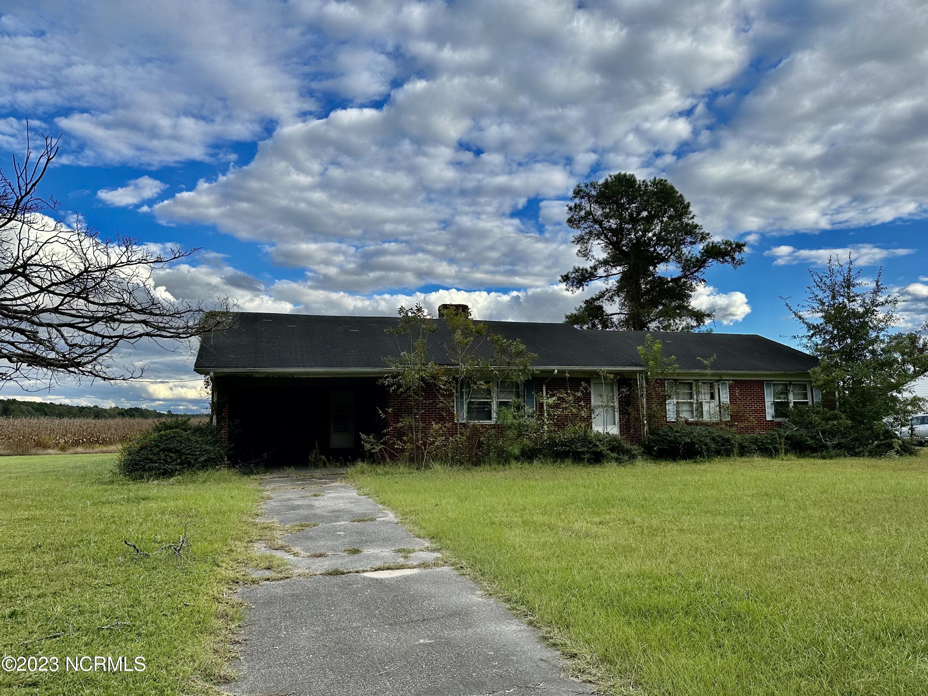 1030 Old Us Highway South Roper, NC 27970 - Photo 1 of 26 Main view
