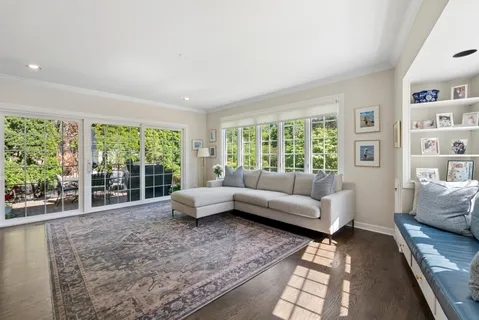 $1,495,000 | 2125 Beechwood Avenue, Wilmette, IL 60091