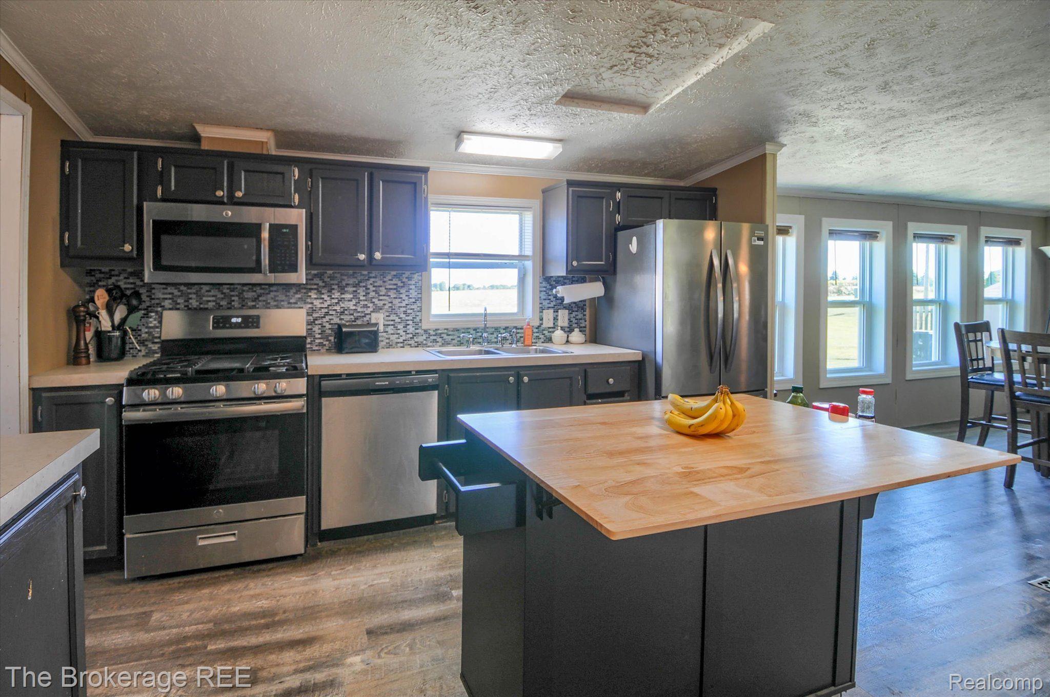 3865 Castle Road North Branch, MI 48461 - Photo 18 of 37 Gallery Image 18