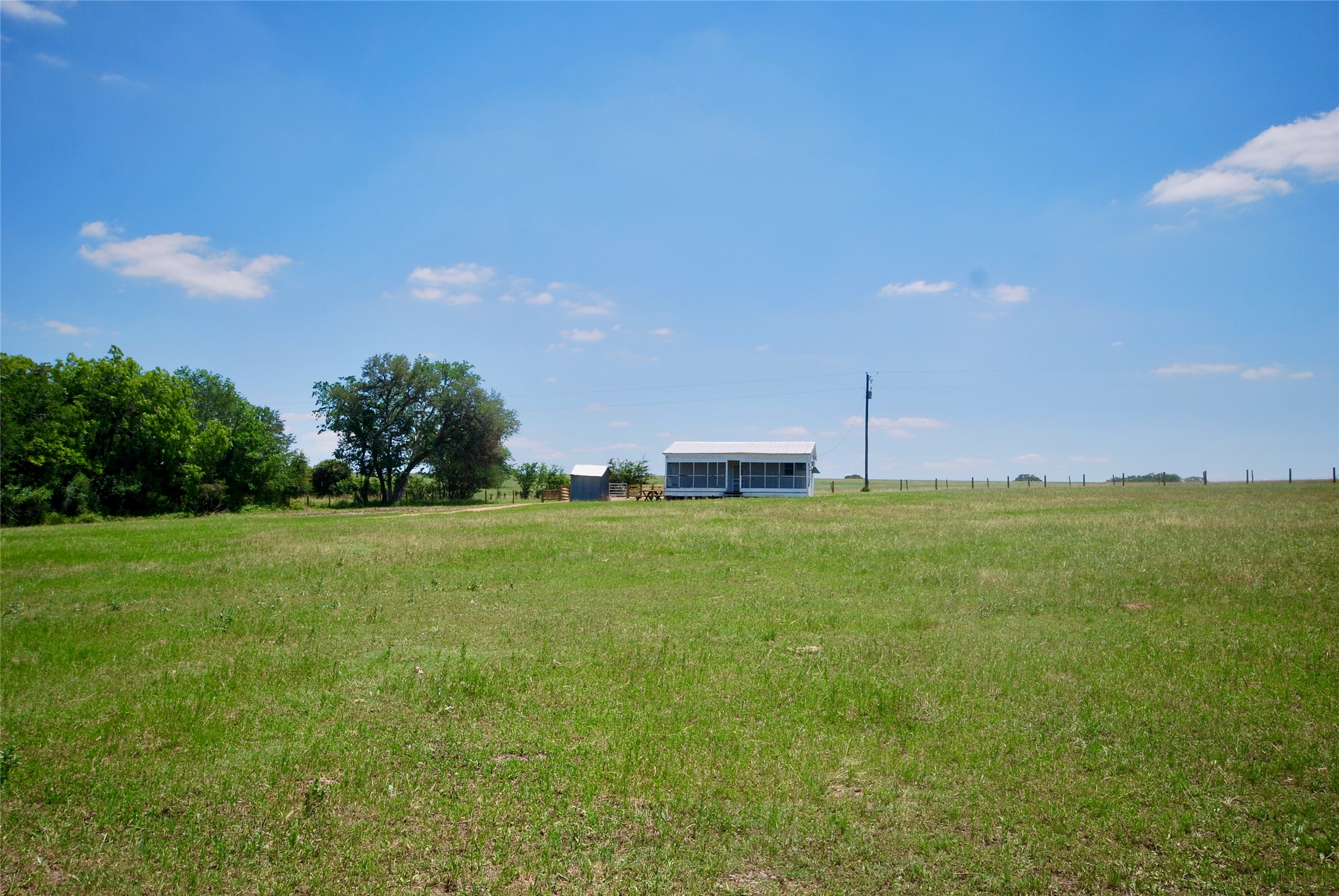 1070 Muehr Road Weimar, TX 78962 - Photo 25 of 40