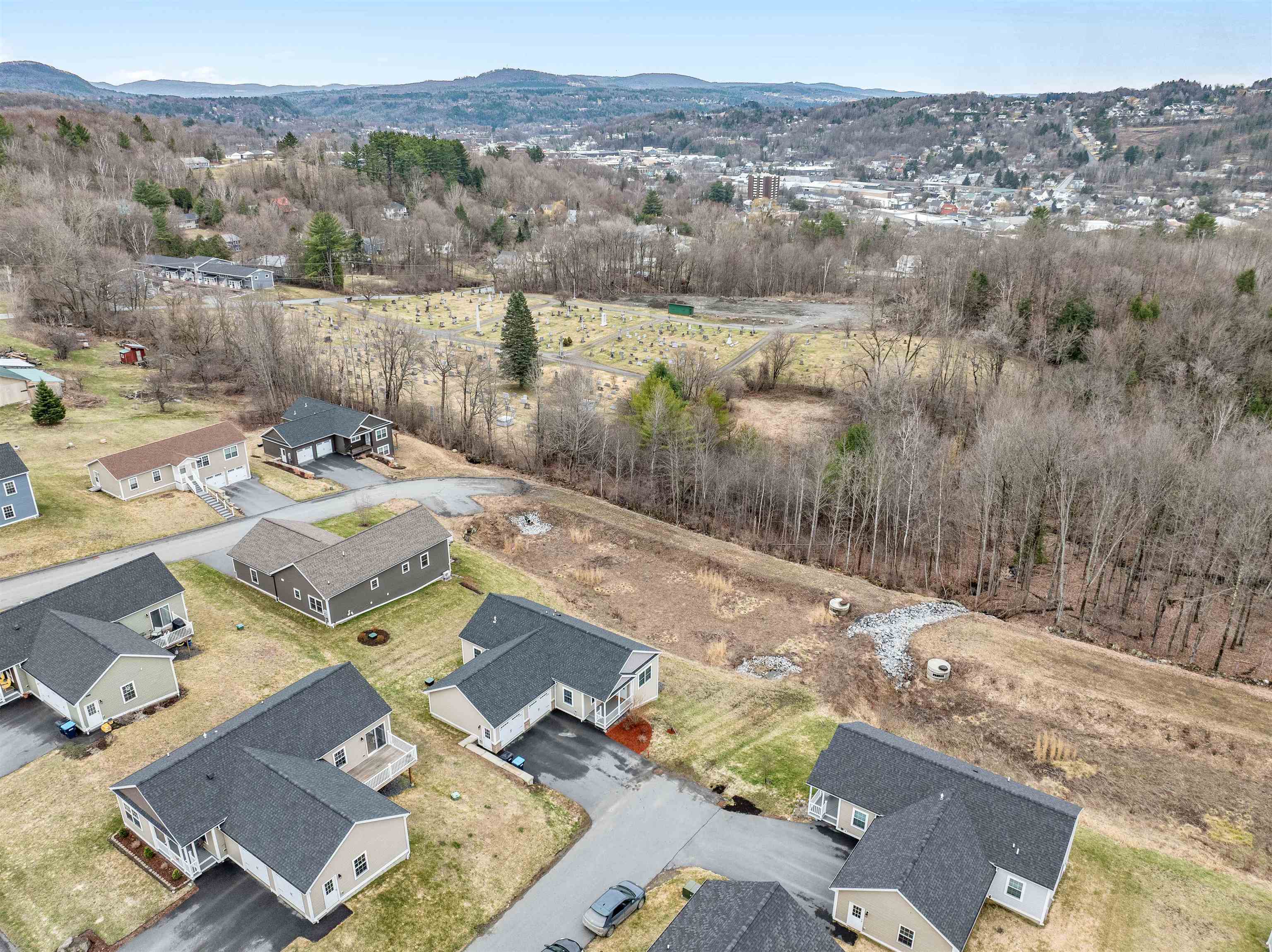 134 Mathieu Drive Barre, VT 05641 - Photo 5 of 48