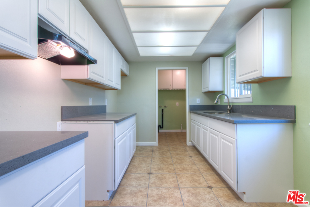 2706 Court Street Rialto, CA 92376 - Photo 13 of 19 Gallery Image 13