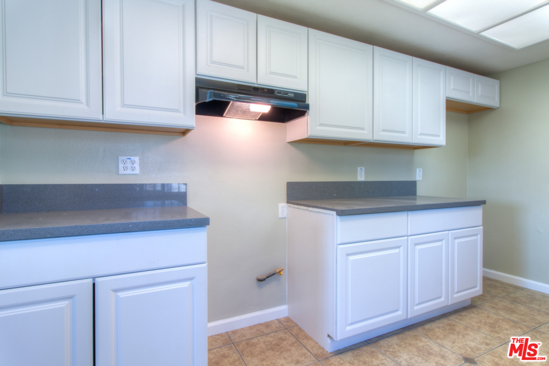 2706 Court Street Rialto, CA 92376 - Photo 14 of 19 Gallery Image 14