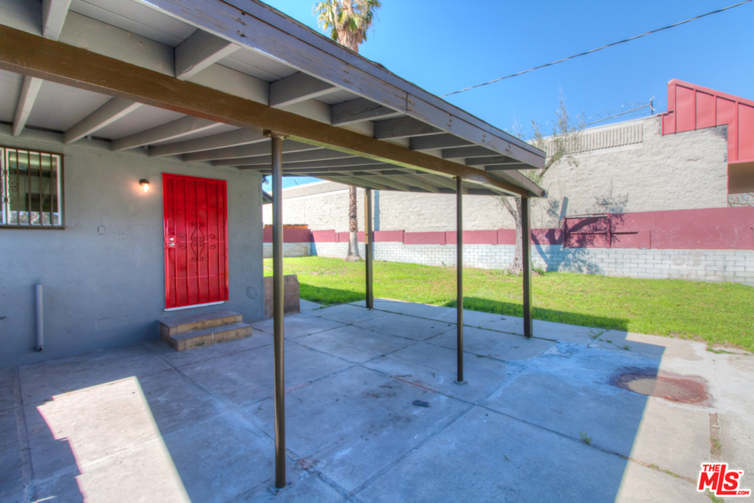2706 Court Street Rialto, CA 92376 - Photo 8 of 19 Gallery Image 8