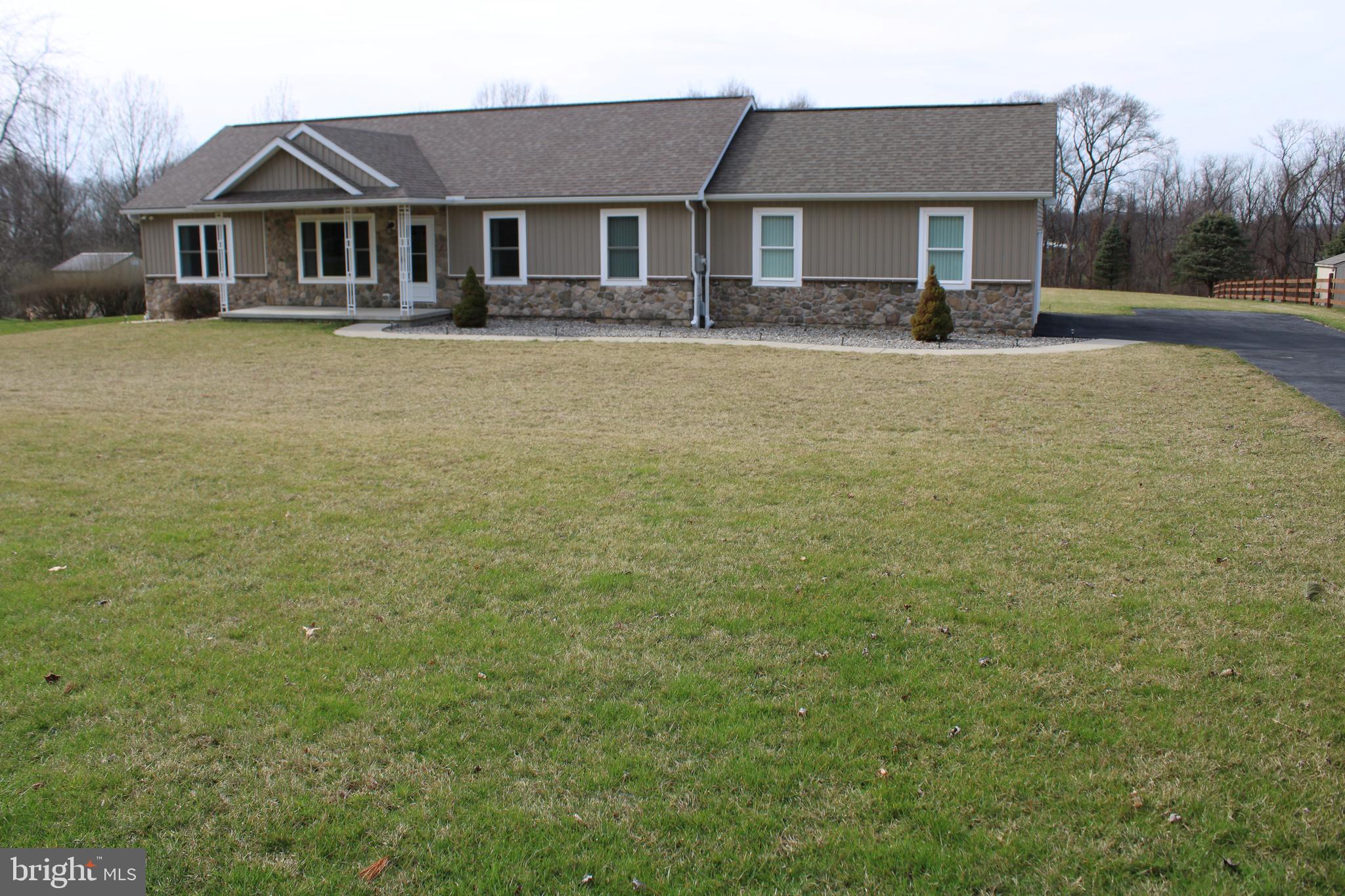 158 Cemetery Road Nottingham, PA 19362 - Photo 1 of 28 Gallery Image 1
