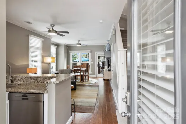 $525,000 | 1073 Park W Drive, Charlotte, NC 28209