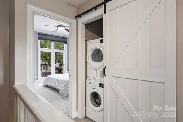 $525,000 | 1073 Park W Drive, Charlotte, NC 28209