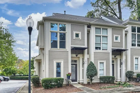 $525,000 | 1073 Park W Drive, Charlotte, NC 28209