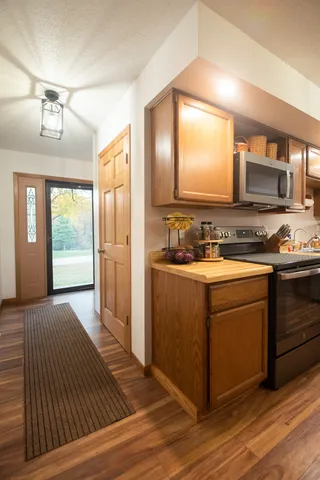 $349,900 | 2235 Center Lane, Dixon, IL 61021