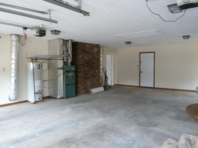 7829 Keswick Road Powell, TN 37849 - Photo 27 of 30 Oversized 2-car gar P1140361