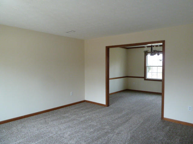 7829 Keswick Road Powell, TN 37849 - Photo 5 of 30 LR P1140346