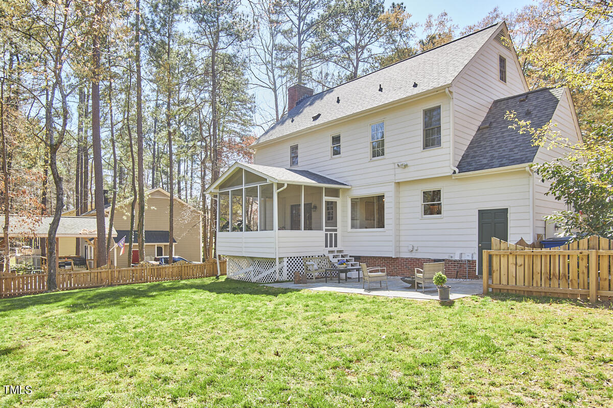7424 Old Fox Trail Raleigh, NC 27613 - Photo 33 of 34 013