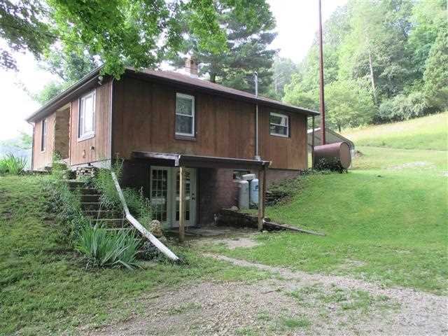 8900 South Roberts Road Heltonville, IN 47436 - Photo 4 of 11 Gallery Image 4