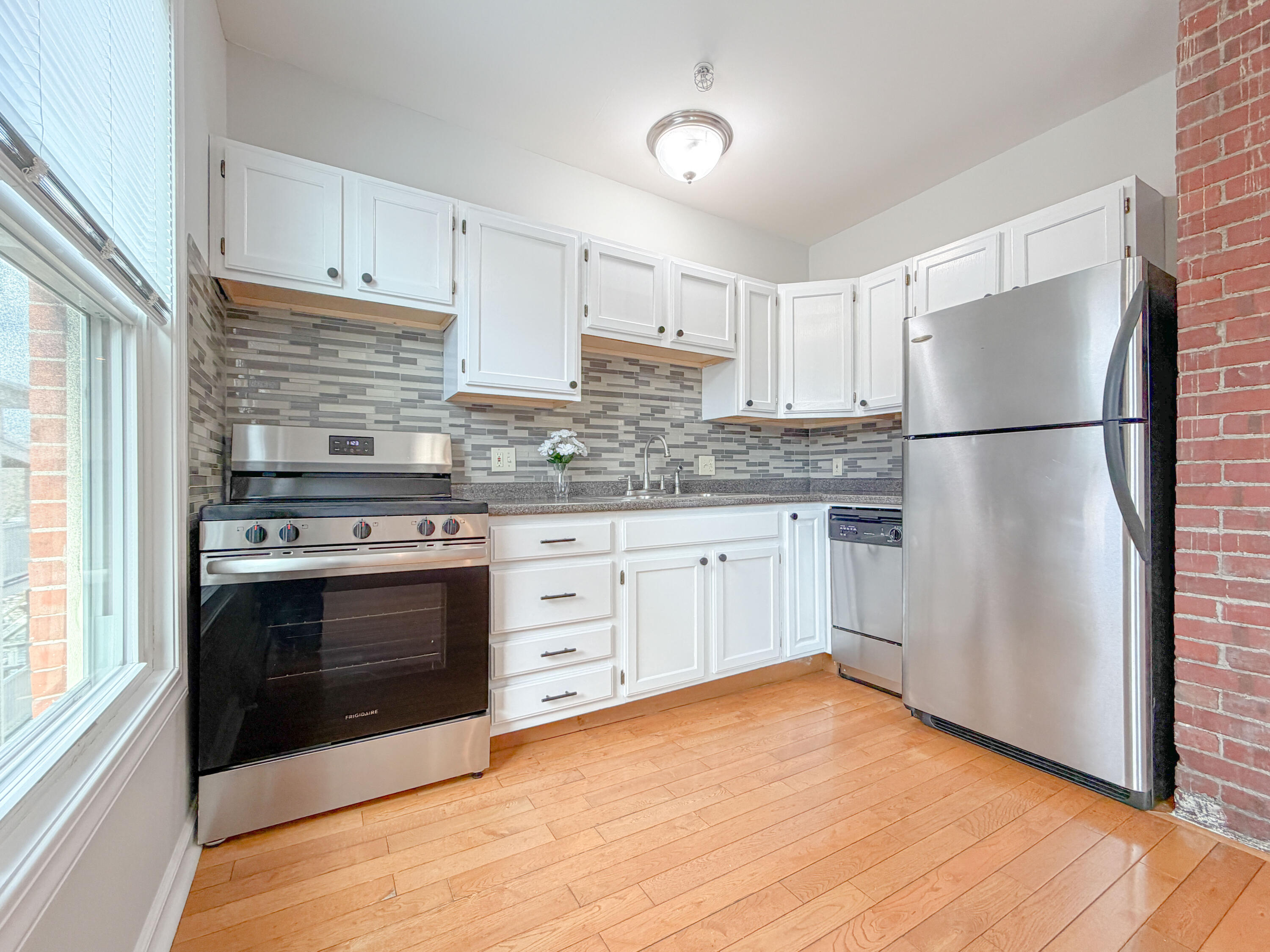 65 Sherman Street, Unit 9 Portland, ME 04101 - Photo 15 of 56 65 Sherman St #9 Portland -14