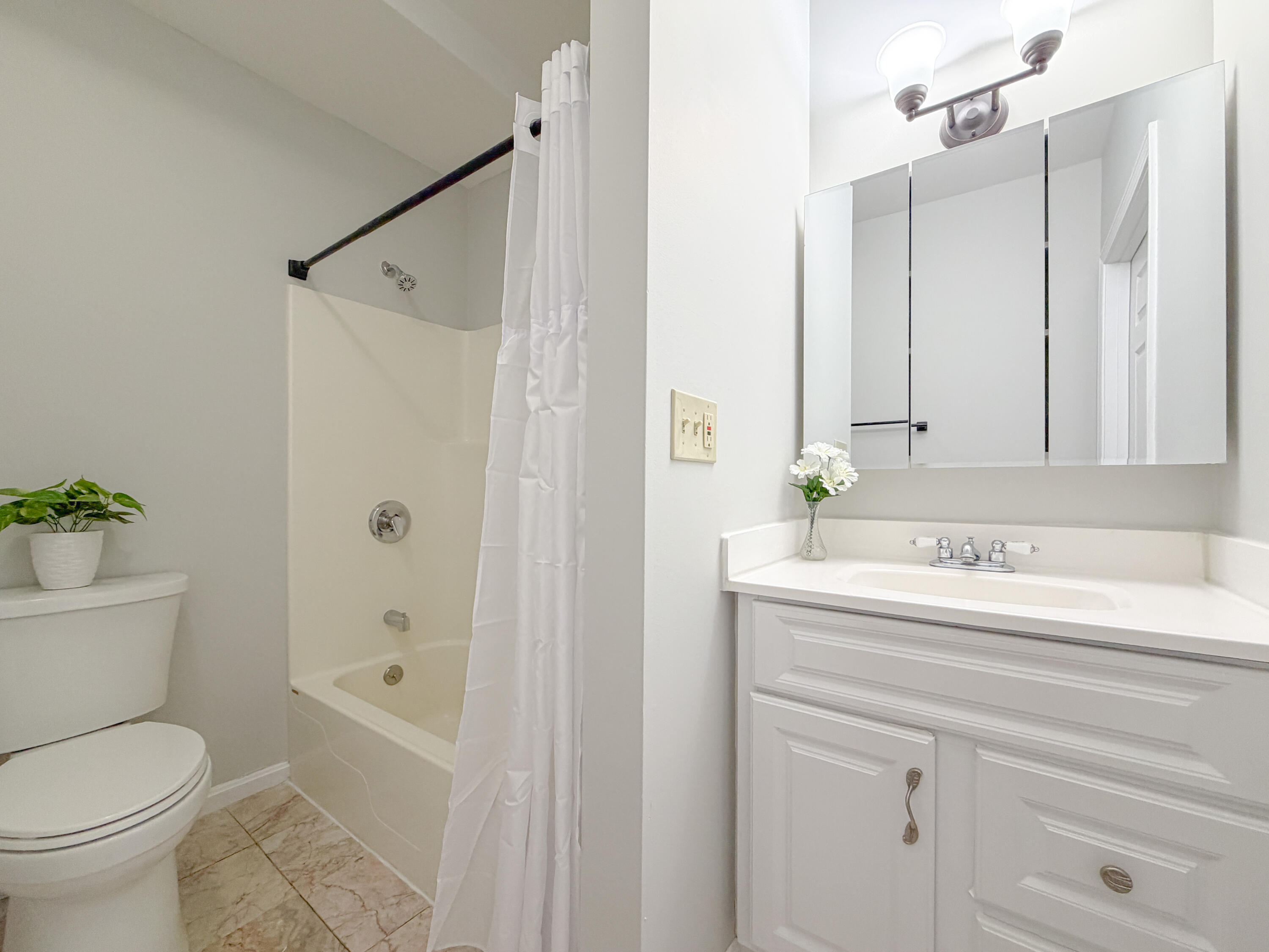 65 Sherman Street, Unit 9 Portland, ME 04101 - Photo 26 of 56 65 Sherman St #9 Portland -25