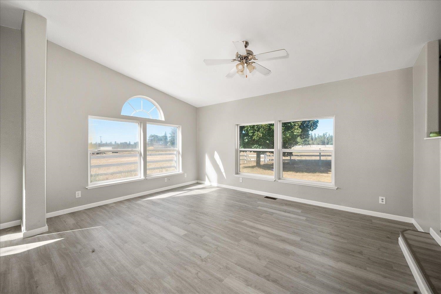 1117 West Paradise Road Spokane, WA 99224 - Photo 10 of 50 Gallery Image 10
