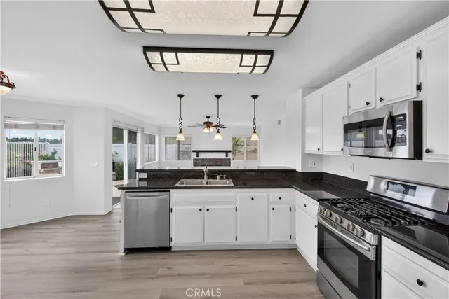 $975,000 | 3611 San Mateo Circle, Corona, CA 92882