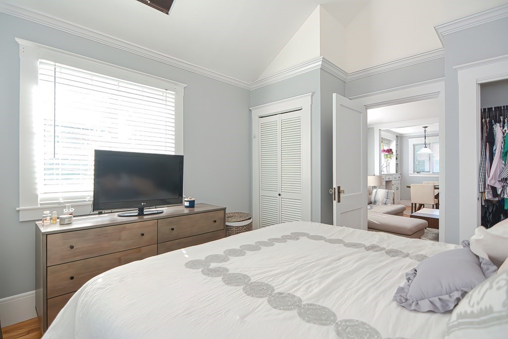 6 Winslow Road Beverly, MA 01915 - Photo 12 of 34 Gallery Image 12