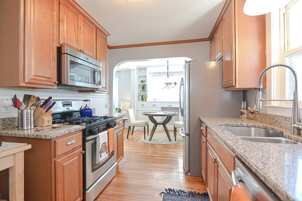 6 Winslow Road Beverly, MA 01915 - Photo 3 of 34 Gallery Image 3