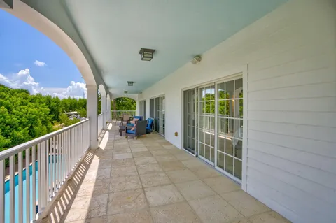$4,195,000 | 1330 Coury Drive, Key Colony Beach, FL 33051