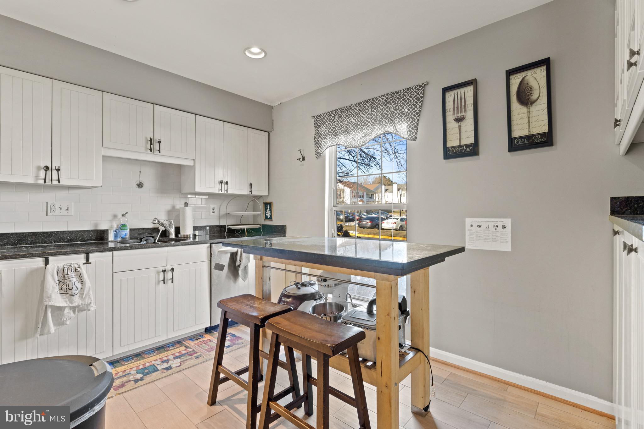 15104 Callohan Court Silver Spring, MD 20906 - Photo 5 of 36 Gallery Image 5